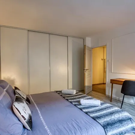 Et Calme En Plein Cœur Du Centre-ville Et à 5 Min à Pied Du ! Appartement